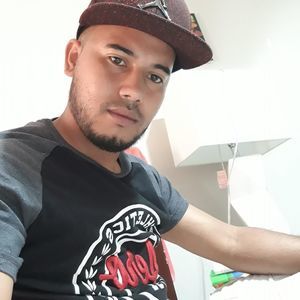 Meet your Posher, Misael